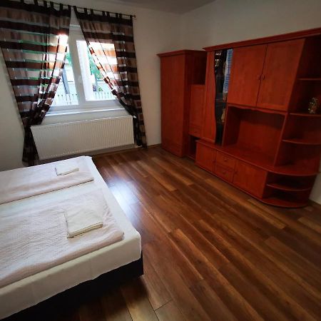 Mate Apartman ギュラ エクステリア 写真